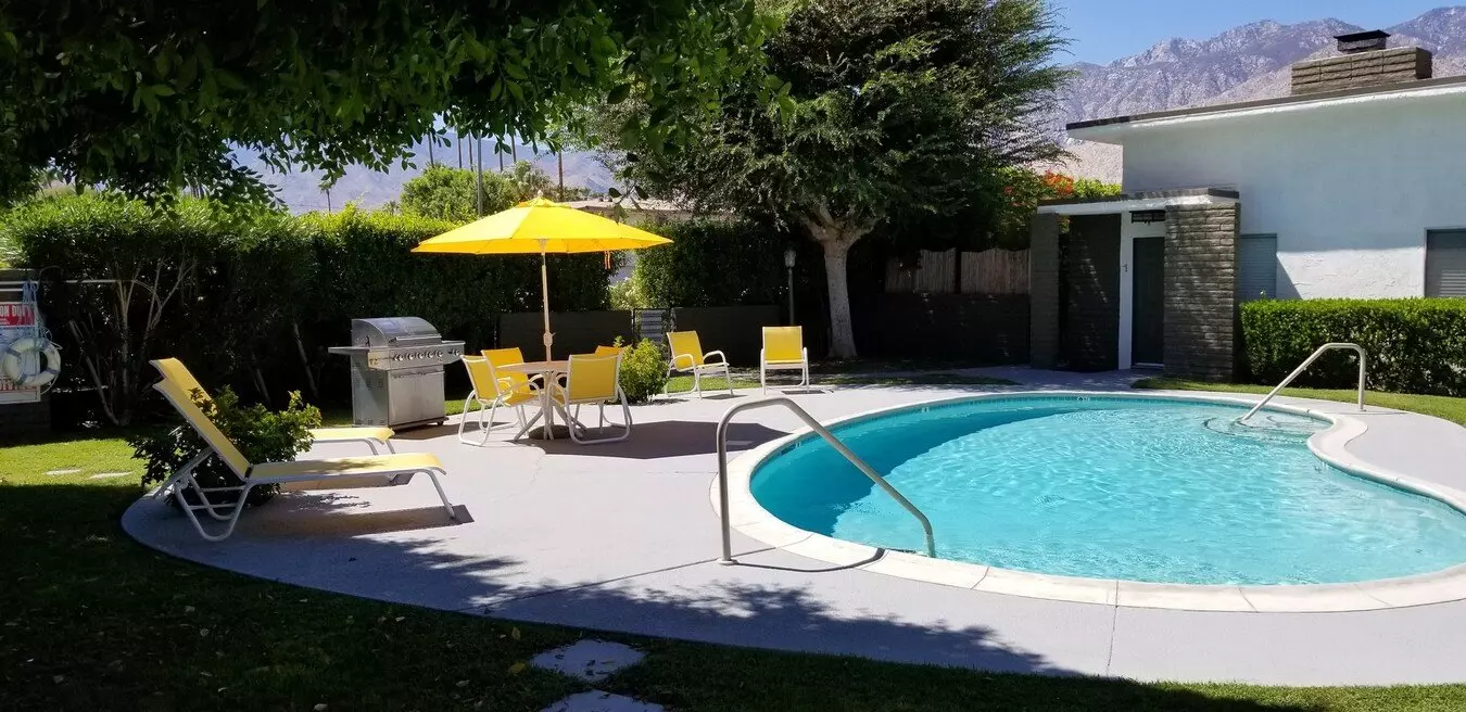 Ranchero Apartment for rent in Palm Springs, CA