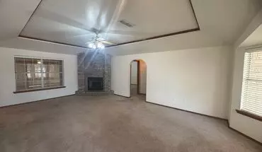 4 of 41 3bd 2Bth Home In The Sought-after Colonial Park Subdivision In The Northeast Side Of Town ! House for rent in Clovis, NM