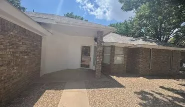 3 of 41 3bd 2Bth Home In The Sought-after Colonial Park Subdivision In The Northeast Side Of Town ! House for rent in Clovis, NM