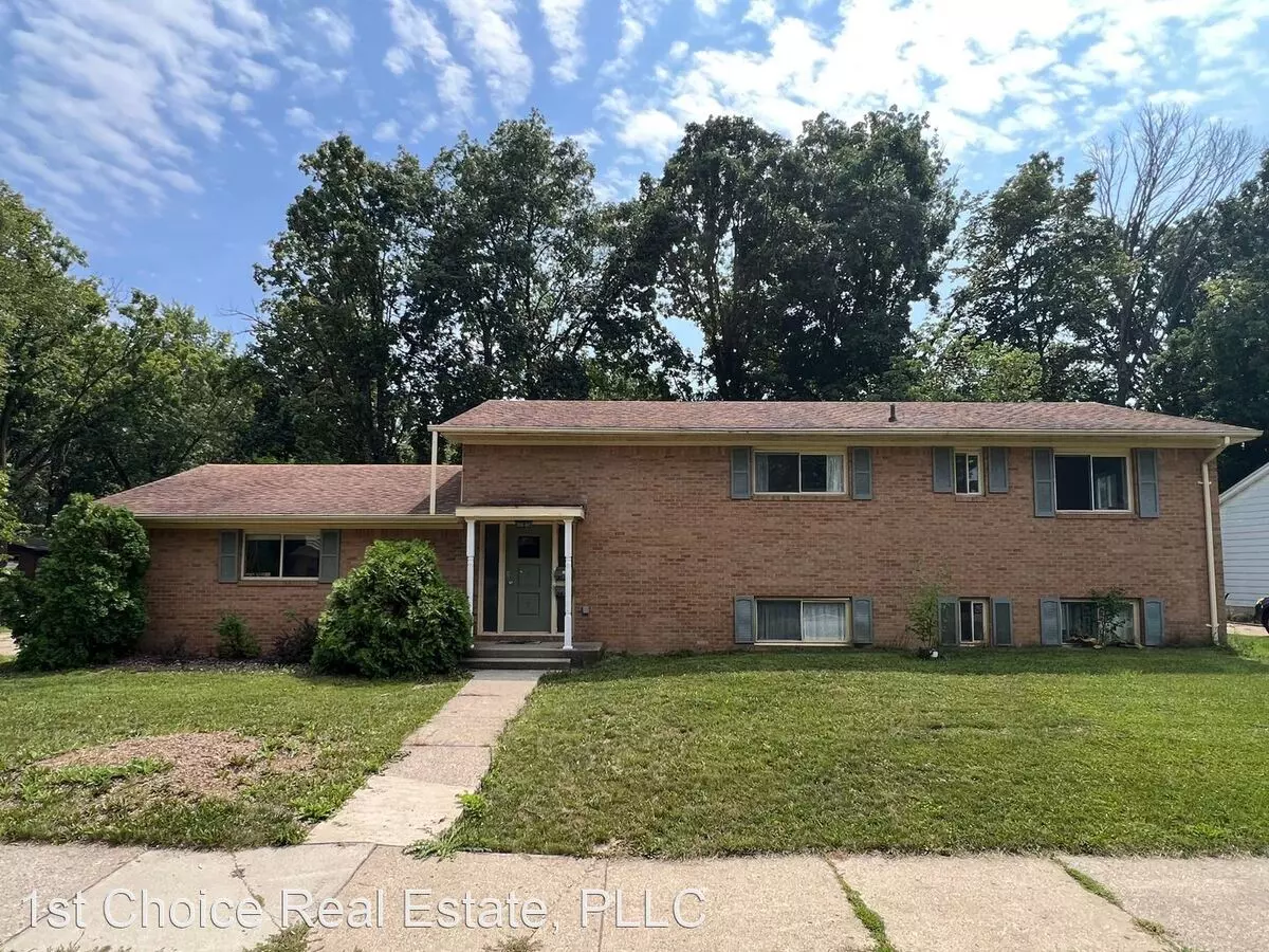 2620 Hopkins Ave House for rent in Lansing, MI