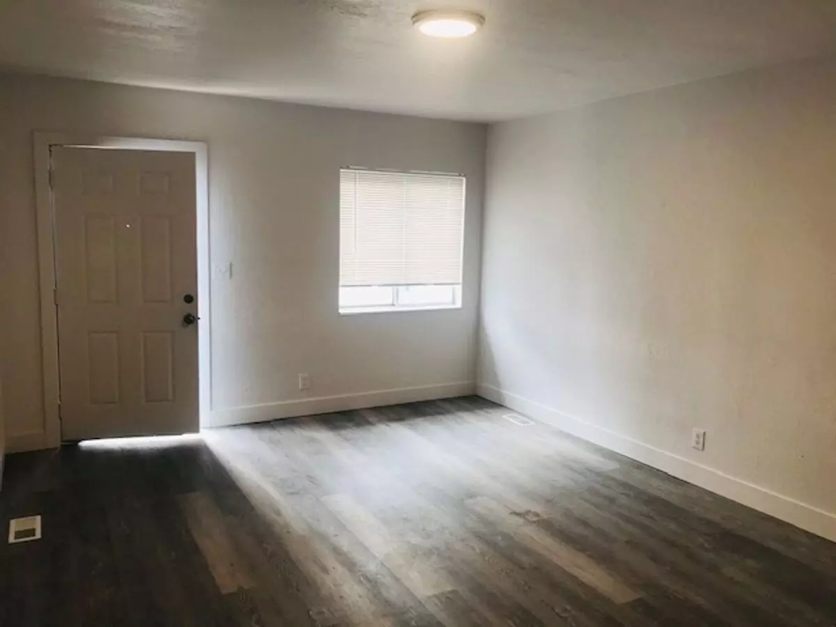 Updated Apartment For Rent With Central Air Apartment for rent in Ogden, UT