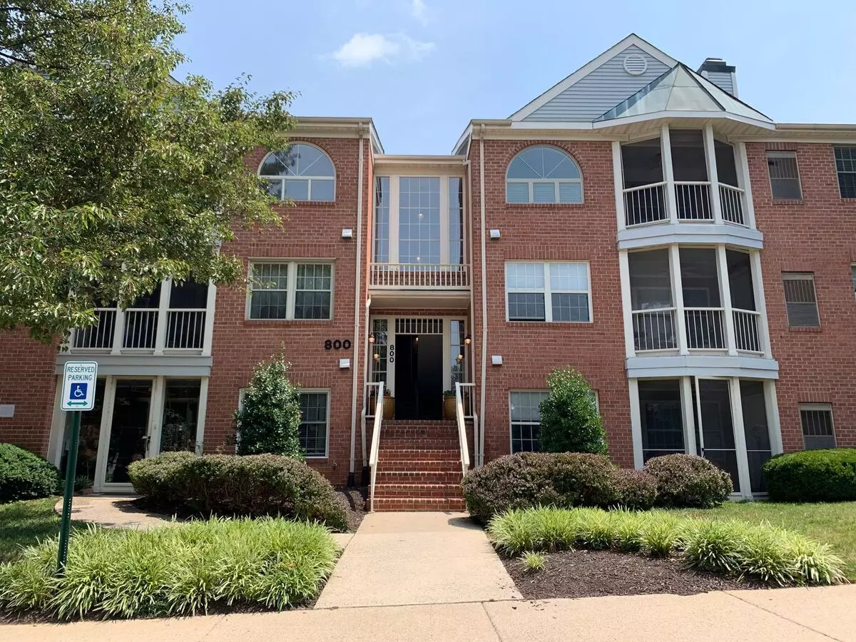 800 Amber Tree Ct Apartment for rent in Gaithersburg, MD