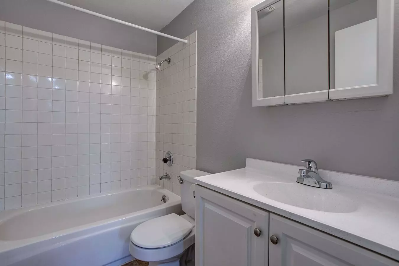 Timber Terrace Apartments Xb-yy21 Apartment for rent in Portland, OR