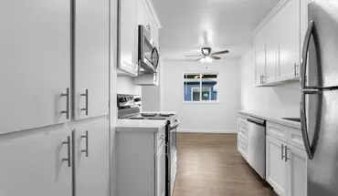 3 of 51 Sheri-hill Apartments Apartment for rent in Portland, OR