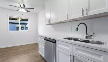 4 of 51 Sheri-hill Apartments Apartment for rent in Portland, OR