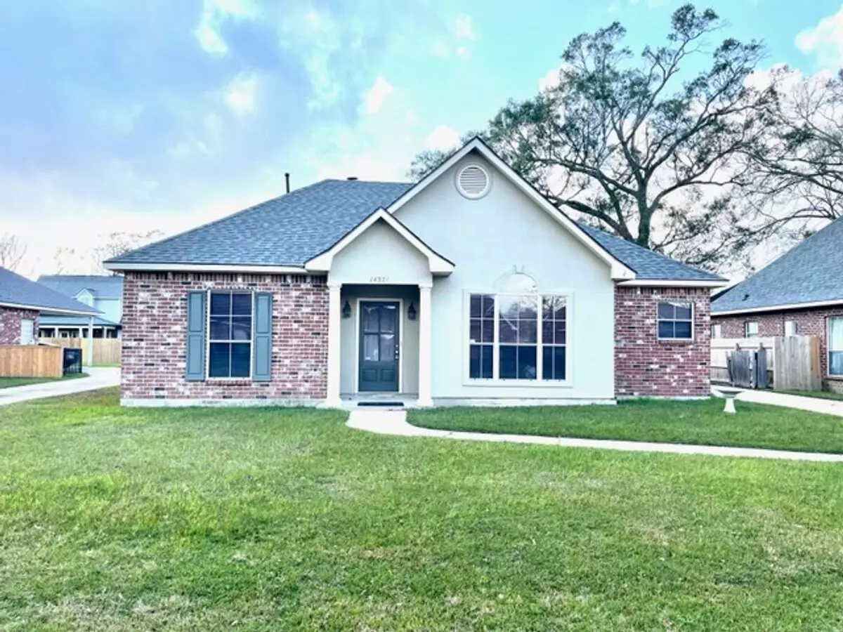 14371 Whispering Oaks Dr House for rent in Gonzales, LA