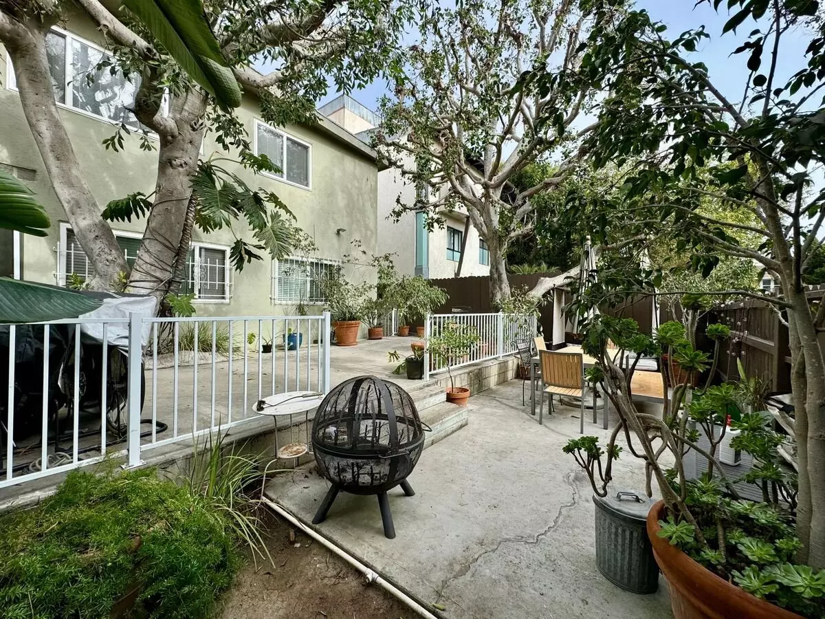 2 of 3 Steps From The Famous Venice Boardwalk Apartment for rent in Venice, CA