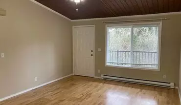 2 of 8 Charming 2nd Floor 2br Retreat In West Slope Apartment for rent in Portland, OR