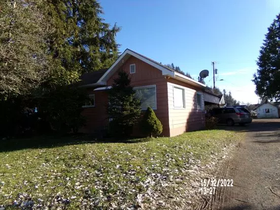 1bd House With Carport Apartment for rent in Aberdeen, WA