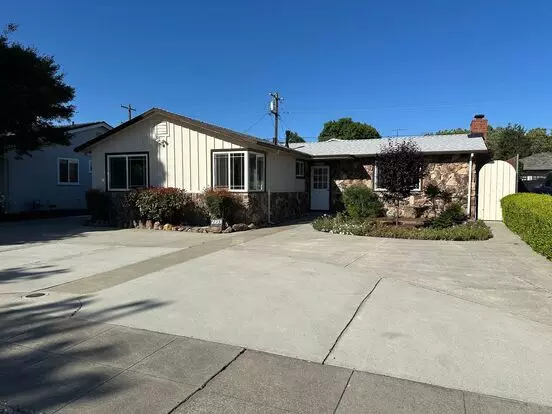Bright And Spacious 4 Bedroom, 2 Bath Single Family House In Willow Glen Apartment for rent in San Jose, CA