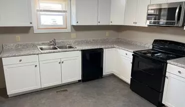 5 of 9 Remodeled! 3 Bedroom, 1 Bath, $895!! House for rent in Springfield, MO
