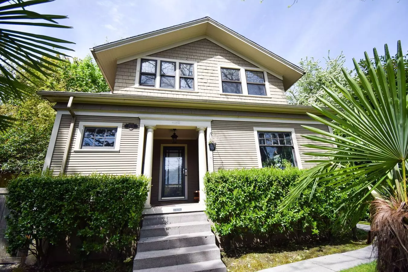 2533 NE Clackamas St.  A & B Apartment for rent in Portland, OR