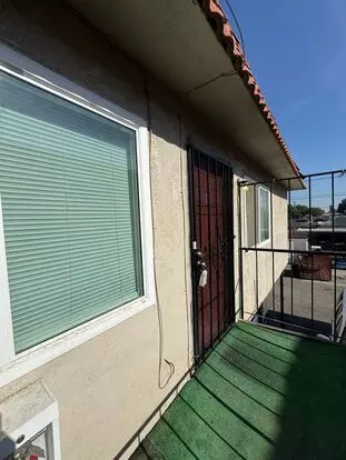 1649 Apartment for rent in Visalia, CA