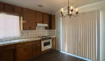 2 of 14 4601-4607 W Cypress Apartment for rent in Visalia, CA