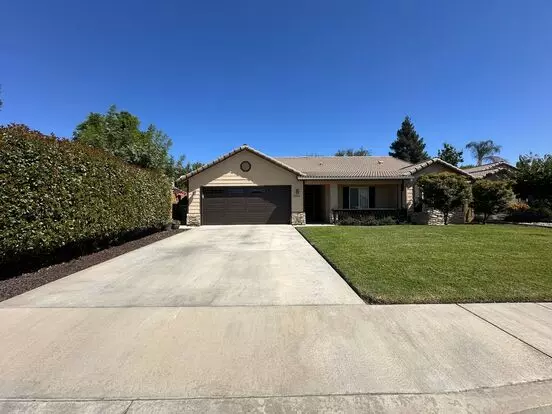 2322 E Beech Ct Apartment for rent in Visalia, CA