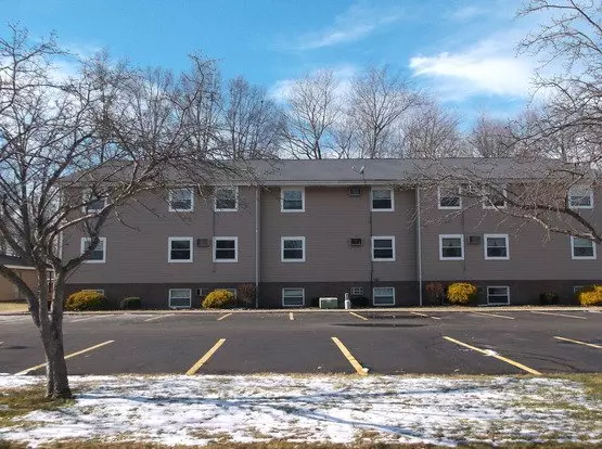 Cortland Court Apartments 293 Apartment for rent in Cortland, OH