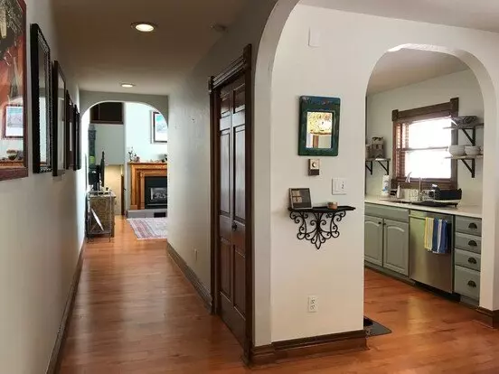 Updated 3 Bed 2 Bath Victorian Style Townhome. Priced To Rent For An August Move In! Apartment for rent in Boulder, CO