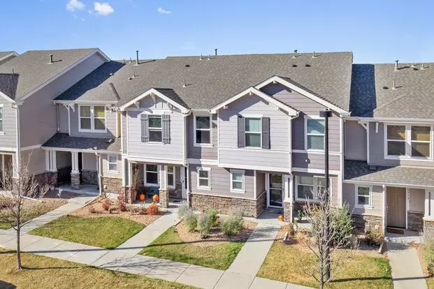 Beautiful 3 Bedroom Townhome In Green Valley Ranch Apartment for rent in Denver, CO