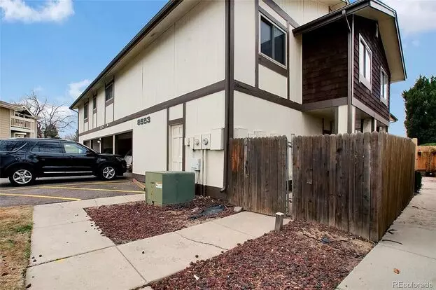 Exquisite 3-bedroom Townhome On Arbor Green Golf Course With Private Patio And Modern Updates! Apartment for rent in Arvada, CO