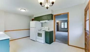3 of 46 Updated 3 Bedroom Duplex In Battle Creek House for rent in St Paul, MN