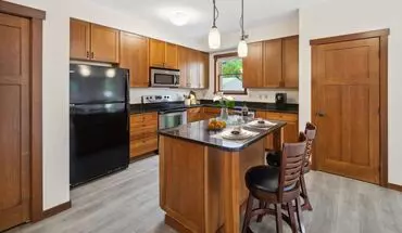 2 of 29 Stunning 2 Level Condo In Exclusive St Paul Building. House for rent in St Paul, MN