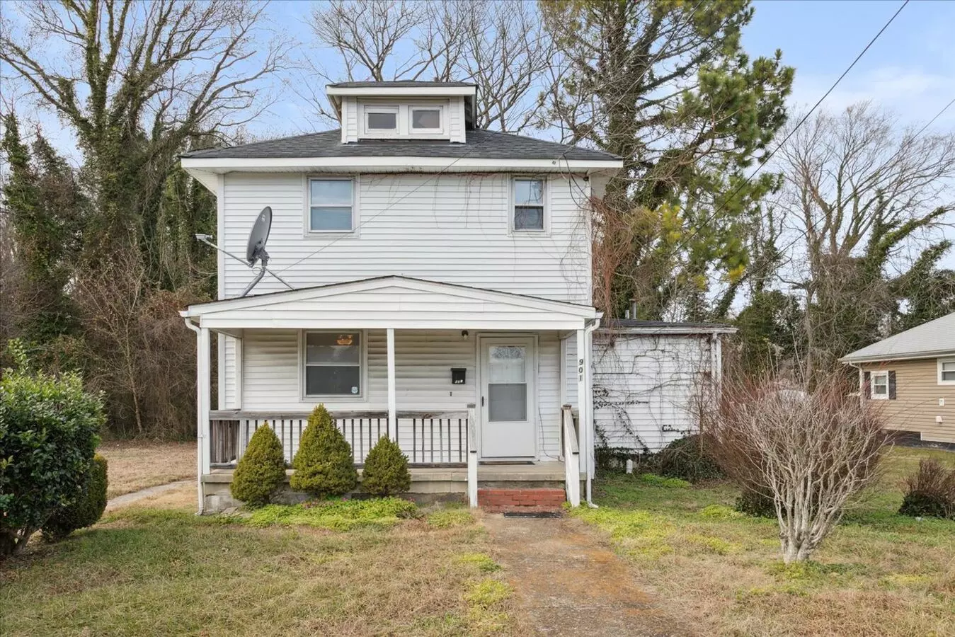 901 Old Buckroe Rd House for rent in Hampton, VA
