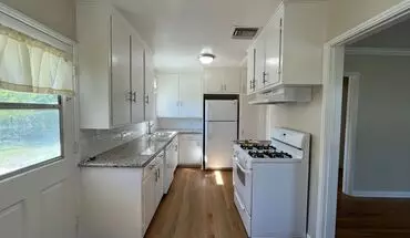 3 of 17 Available Now! 3+2 W/bonus Room + Appliances Included! House for rent in Sherman Oaks, CA