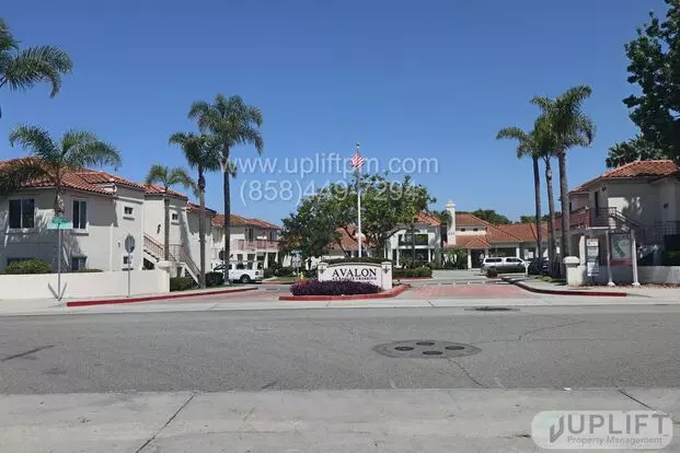 3 Bed, 2 Bath Condo Near The Beach Apartment for rent in Oceanside, CA