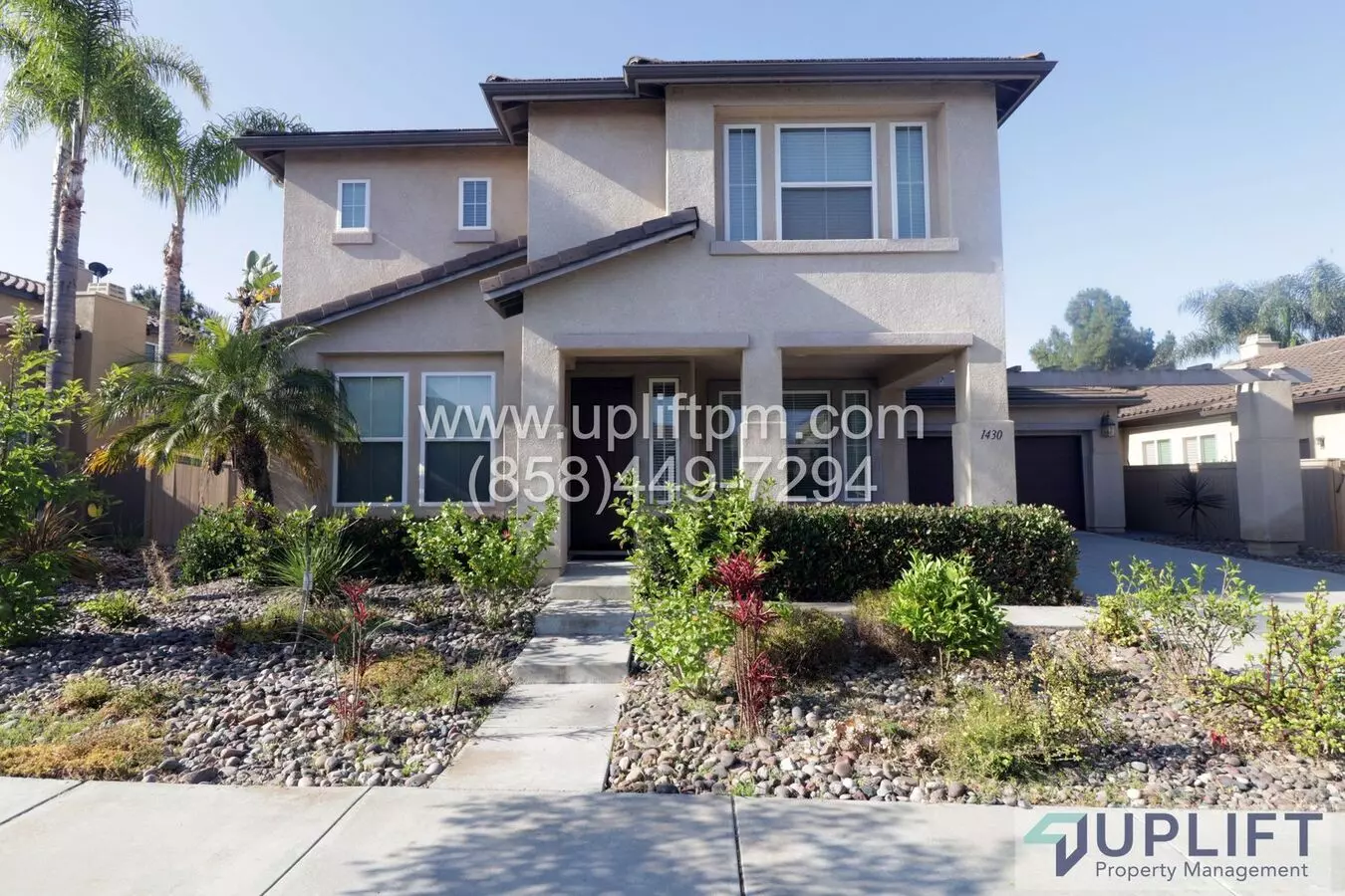 Must-see! 4 Bedrooms And 3.5 Bath​rooms W/ Additional Loft And Extra Downstairs Playroom. House for rent in Chula Vista, CA