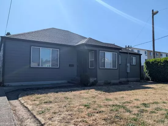 Great 3-bedroom, 1-bath Home In Springfield! Apartment for rent in Springfield, OR