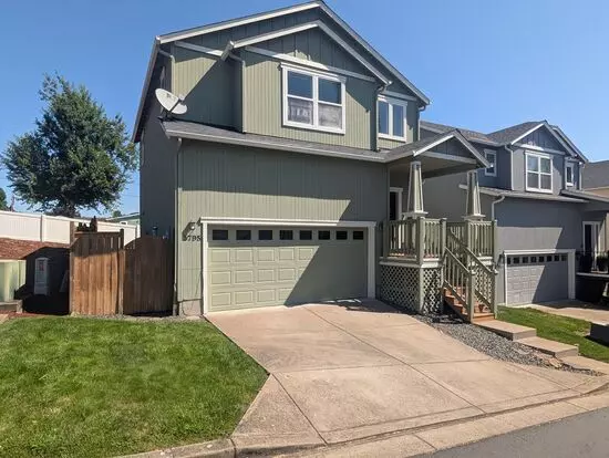 Fantastic 3 Bedroom, 2.5 Bath In Thurston ~ Upstairs Laundry! Apartment for rent in Springfield, OR