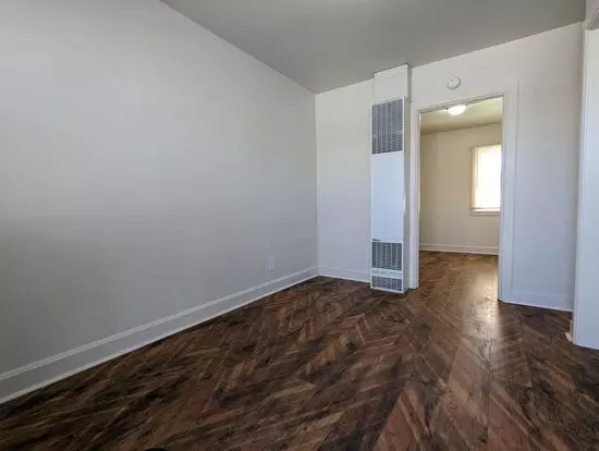 Great 1 Bed/1 Bath Apartment With Solid Surface Flooring! Apartment for rent in Eugene, OR