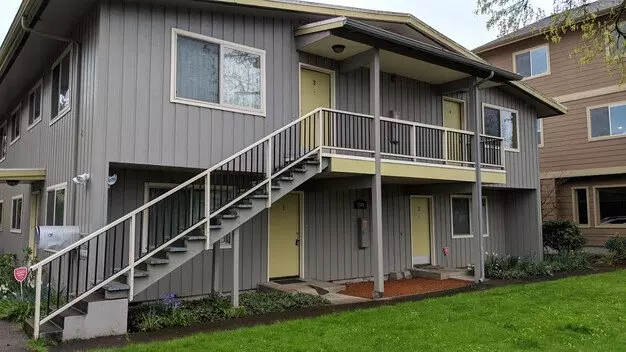 Spacious 2-bedroom, 1-bath Apartment With Solid Surface Floors! Apartment for rent in Eugene, OR Spacious 2-bedroom, 1-bath Apartment With Solid Surface Floors! Apartment for rent in Eugene, OR