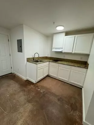Renovated 2 Bedroom Apartments Available! All Utilities Included! Apartment for rent in Creswell, OR