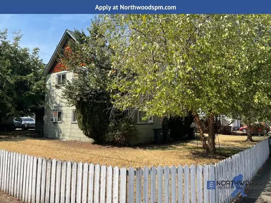 307 N Ivy Unit 3 Apartment for rent in Medford, OR