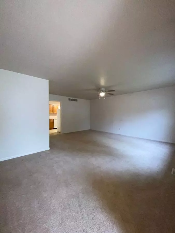 2 of 2 2 Bedroom Duplex In Elkhart! House for rent in Elkhart, IN