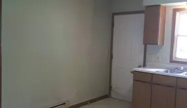 3 of 11 305 E Harrison St Apartment for rent in Wakarusa, IN