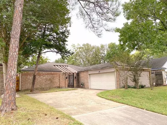 Briar Hill Beauty- Coming Soon Apartment for rent in Houston, TX