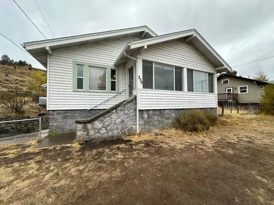 250 S Rogers Apartment for rent in Klamath Falls, OR