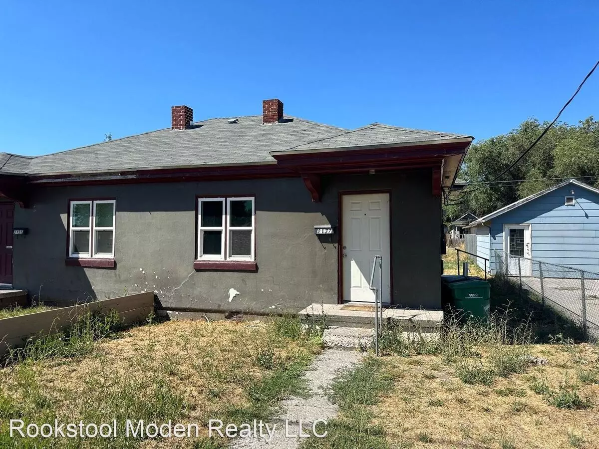 2137 Eberlein Ave House for rent in Klamath Falls, OR