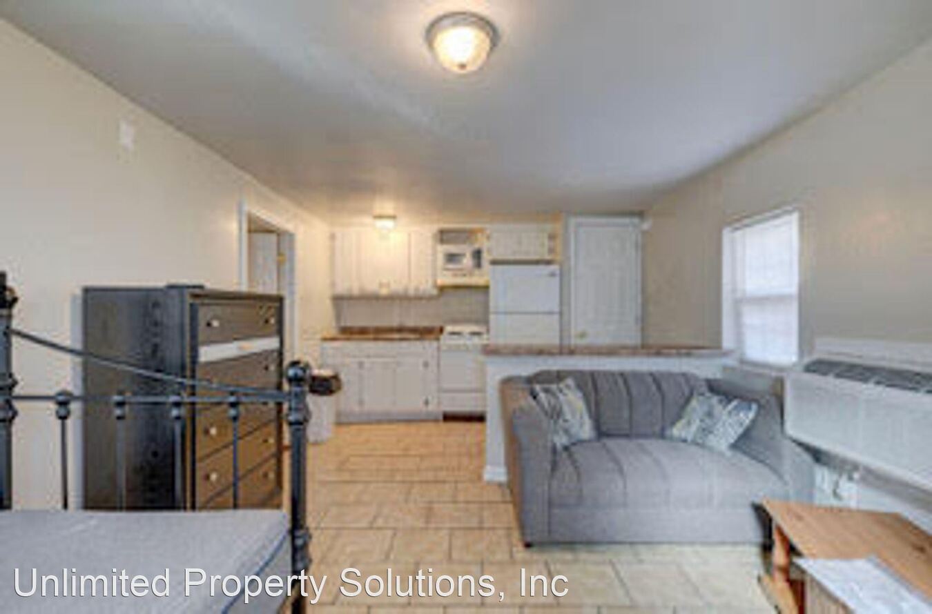 413 S Dudley Burgaw, NC House for Rent Rentable