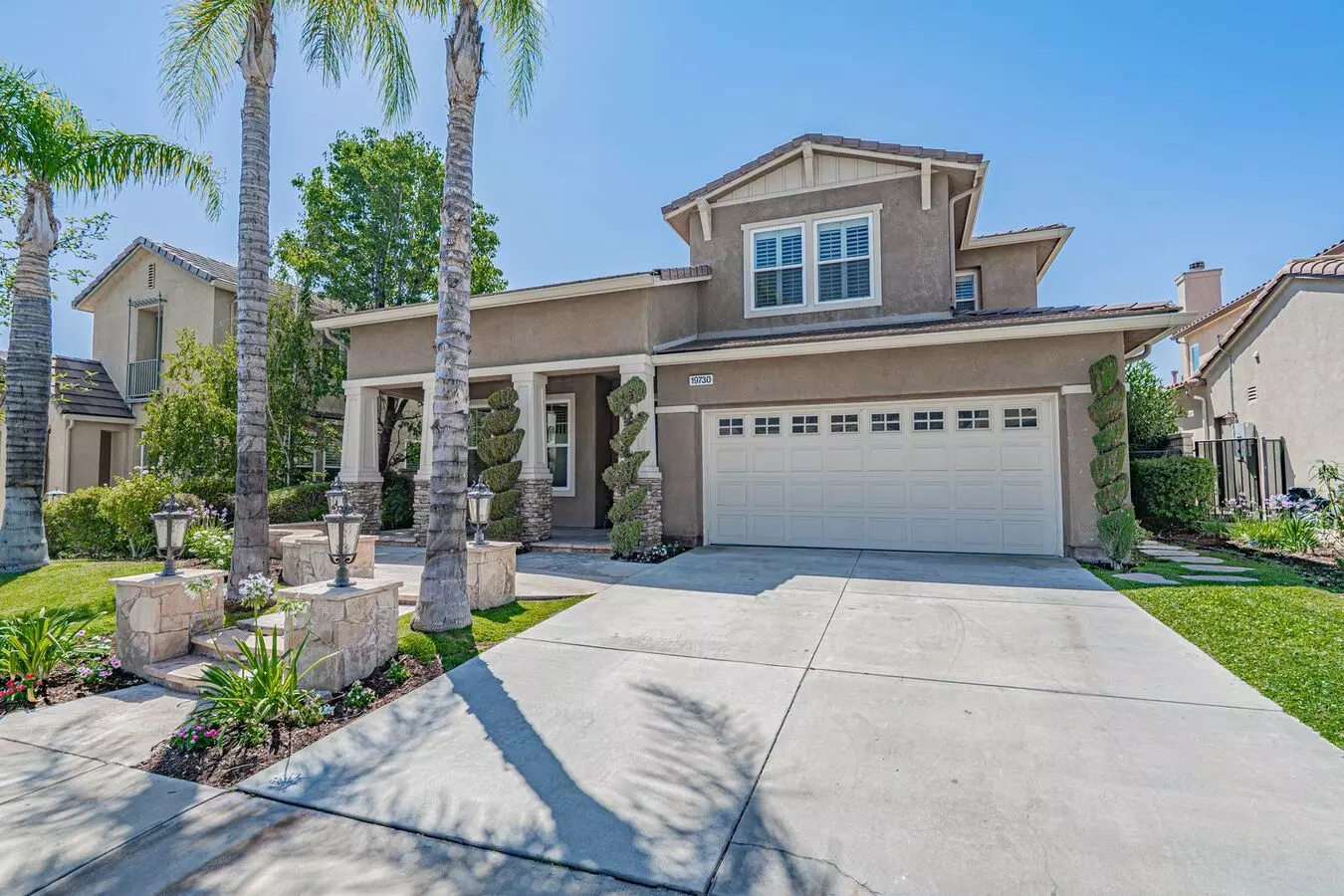 Spacious 4-bedroom Pool Home In Saugus With Stunning Views & Community Amenities! House for rent in Saugus, CA