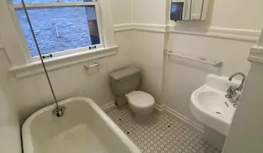 4 of 14 2190 W Burnside, #302 Apartment for rent in Portland, OR
