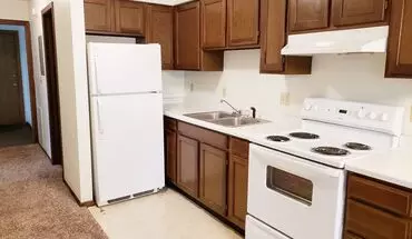 2 of 8 506 N 4th St Apartment for rent in Grand Forks, ND