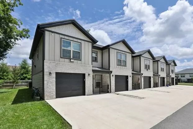 The Woods Townhomes In Southwest Springfield, Mo Apartment for rent in Springfield, MO The Woods Townhomes In Southwest Springfield, Mo Apartment for rent in Springfield, MO