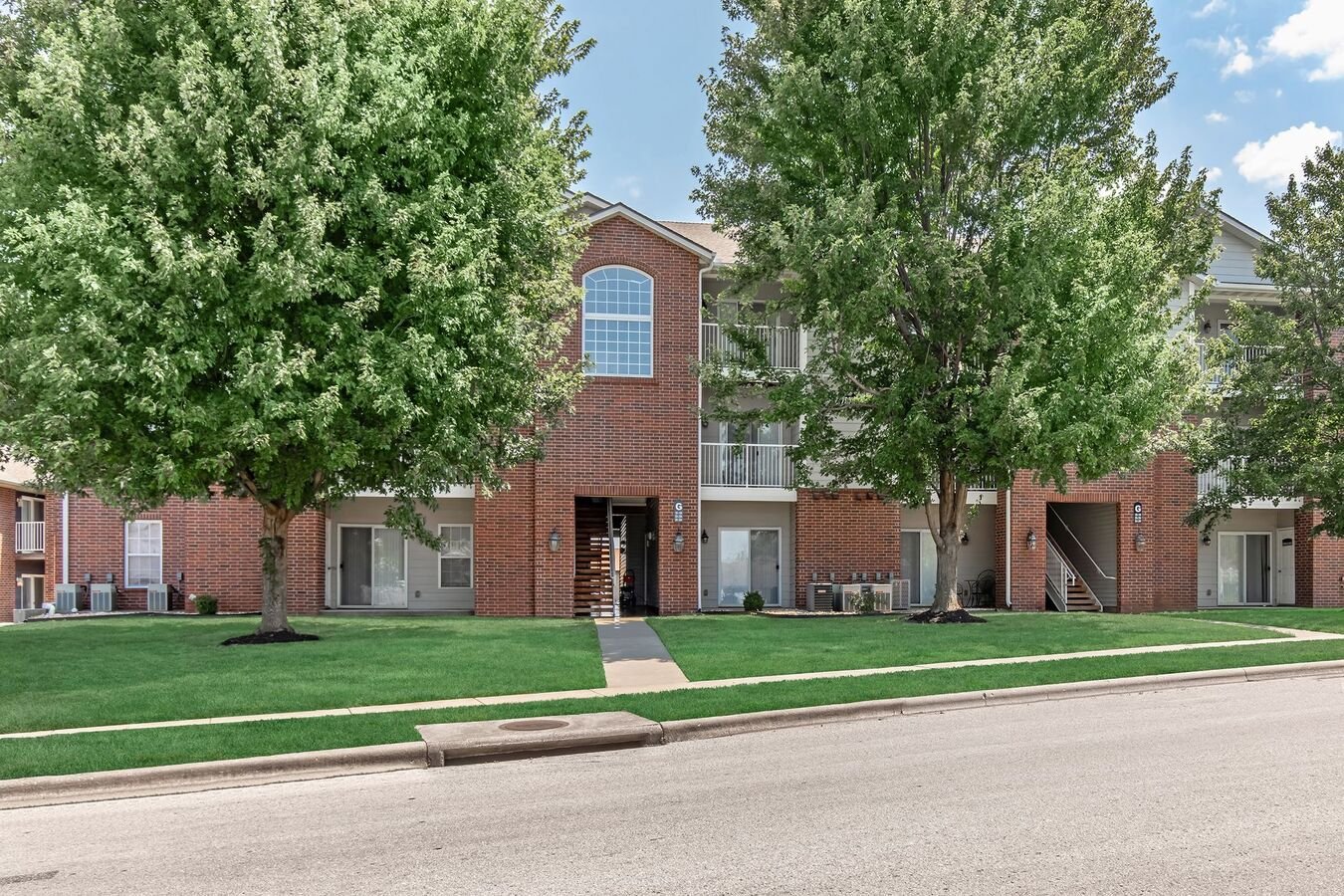 Cambridge Park Apartments in Springfield's... Springfield, MO