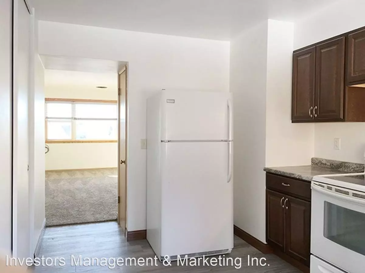 509 11th Avenue NE Apartment for rent in Minot, ND