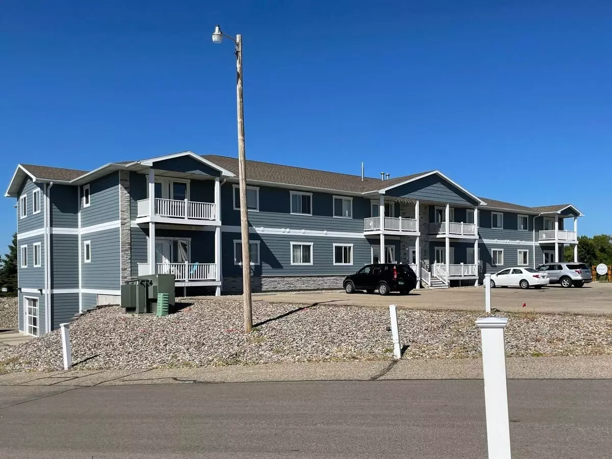 2 of 4 The Heights Apartments Apartment for rent in Minot, ND