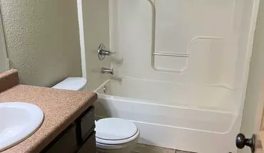 2 of 6 So 27th and So 28th Apartment for rent in Fort Smith, AR