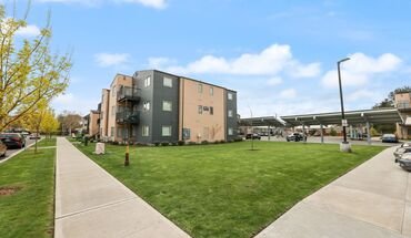 Crescent Point Apartment for rent in Olympia, WA